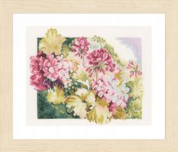 PN-0164073 Набор для вышивания LANARTE "Geraniums"